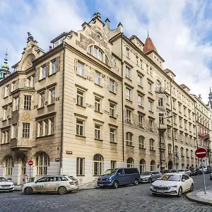hostel-hlavkova.praguehotelsweb.com/